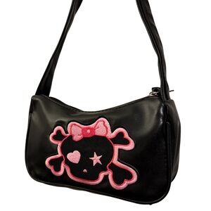 Black Y2K Inspired Skull Shoulder Bag with Pink Embroidered Detail, Emo Alt Girl